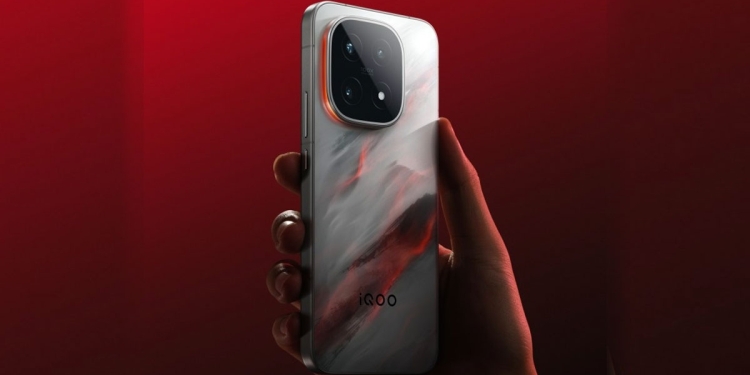 iQOO 15 Ultra’nın Tanıtım Tarihi Ortaya Çıktı