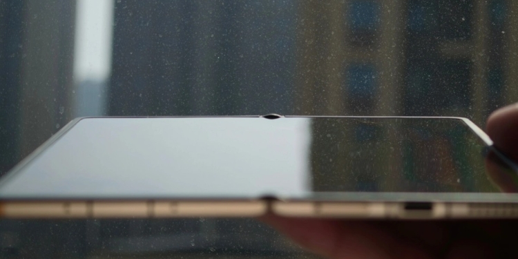 Honor Magic V6’nın Ekranında Katlama İzi Olmayacak