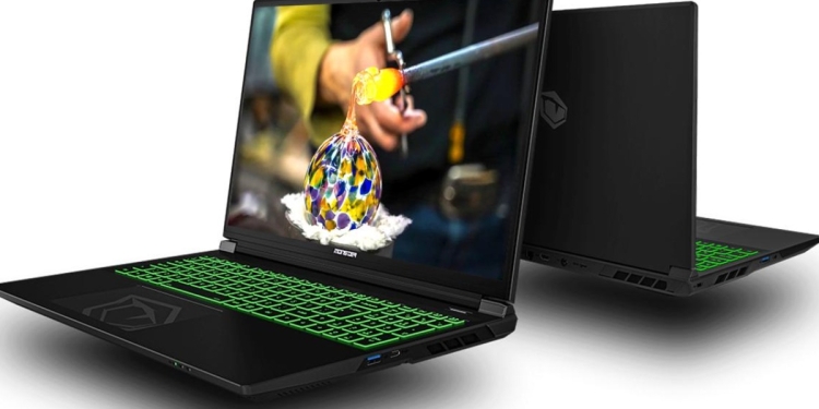 Ateş ve Nefesle Hayat Bulan Sanat: Cam Üfleme