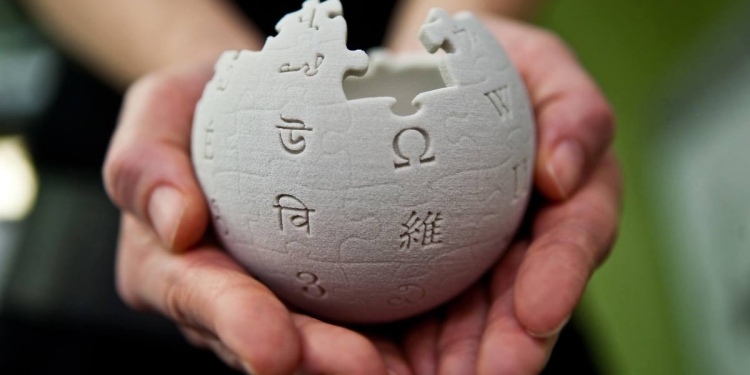 Wikipedia’dan Beklenmedik Yapay Zeka Kararı!