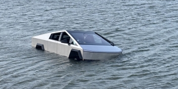 Tesla Cybertruck Wade Mode