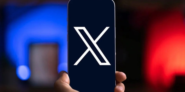 X Daha Samimi Bir Akış İçin Algoritmasını Güncelledi