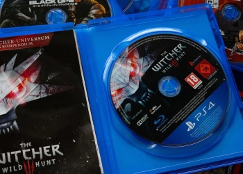 Sony’nin Disk Kararı PlayStation Oyuncularını İsyan Ettirdi