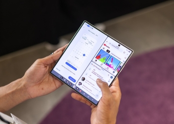 Samsung Galaxy Z Fold 8 ile Apple’ı Daha Yarış Başlamadan Geçti