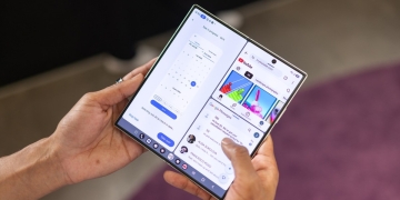 Samsung Galaxy Z Fold 8 ile Apple’ı Daha Yarış Başlamadan Geçti