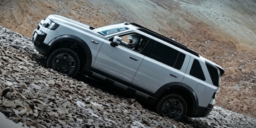 Freelander 8 Tibet’teki 6.002 Metrelik Tırmanışla Tarihe Geçti
