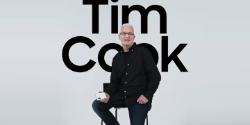 Samsung’un Yeni Reklamında Tim Cook Var (Video)