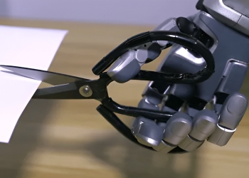 İnsan Eline Çok Yakın Bir Robot El Geliştirildi