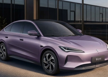 Uygun Fiyatlı Elektrikli Jetta M6, 19 Saatte 10 Bin Sipariş Aldı